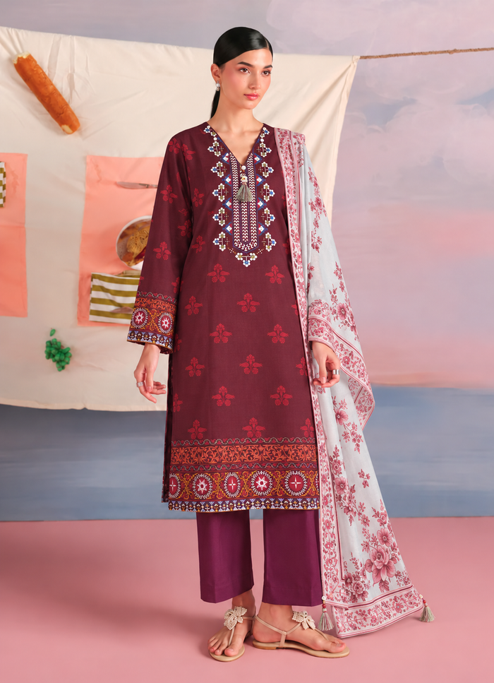 Khaddar Mahroon Printed 3-Piece Stitched Suit