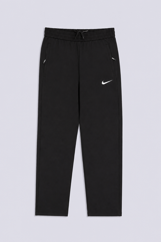 RELAXED FIT PERFORMANCE TROUSER