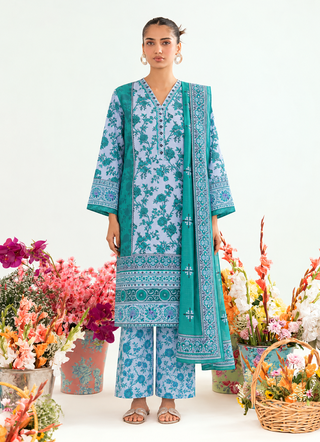 Khaddar Sky Blue Printed 3-Piece Stitched Suit