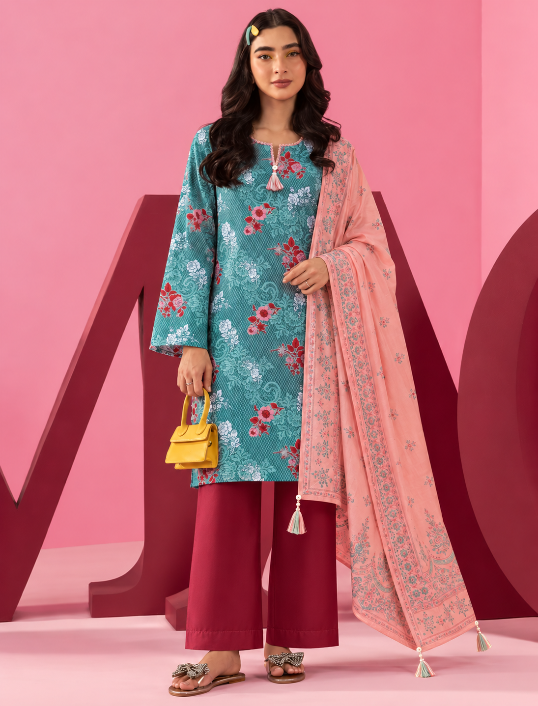 Khaddar Teal Printed 3-Piece Stitched Suit