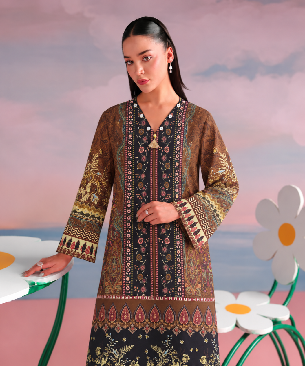 Khaddar Brown Printed 3-Piece Stitched Suit