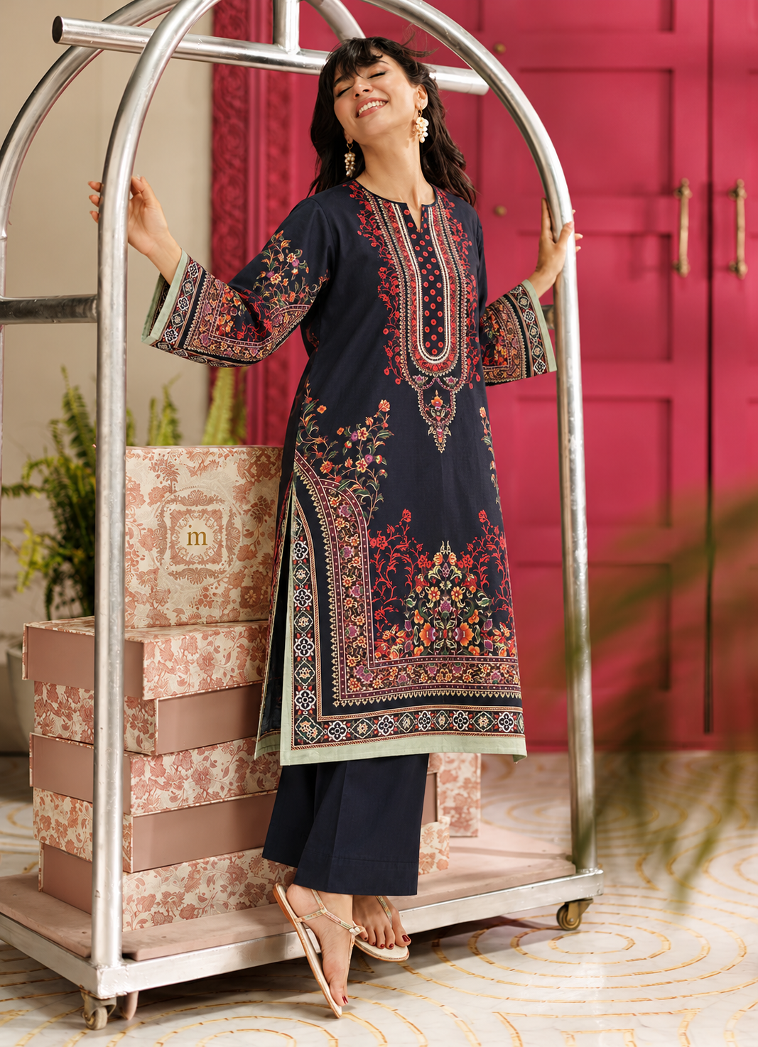 Khaddar Black Printed 3-Piece Stitched Suit