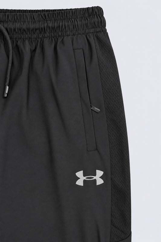 MESH PANEL PERFORMANCE JOGGER TROUSERS