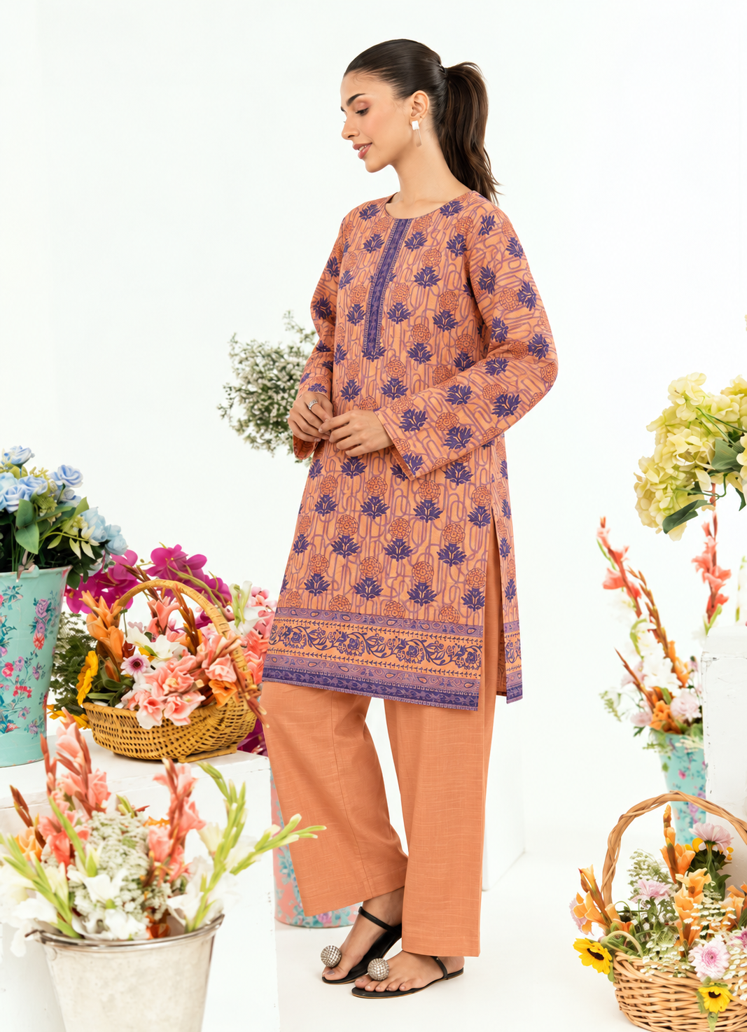 Khaddar Peach Printed 3-Piece Stitched Suit