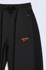 MESH PANEL PERFORMANCE JOGGER TROUSERS