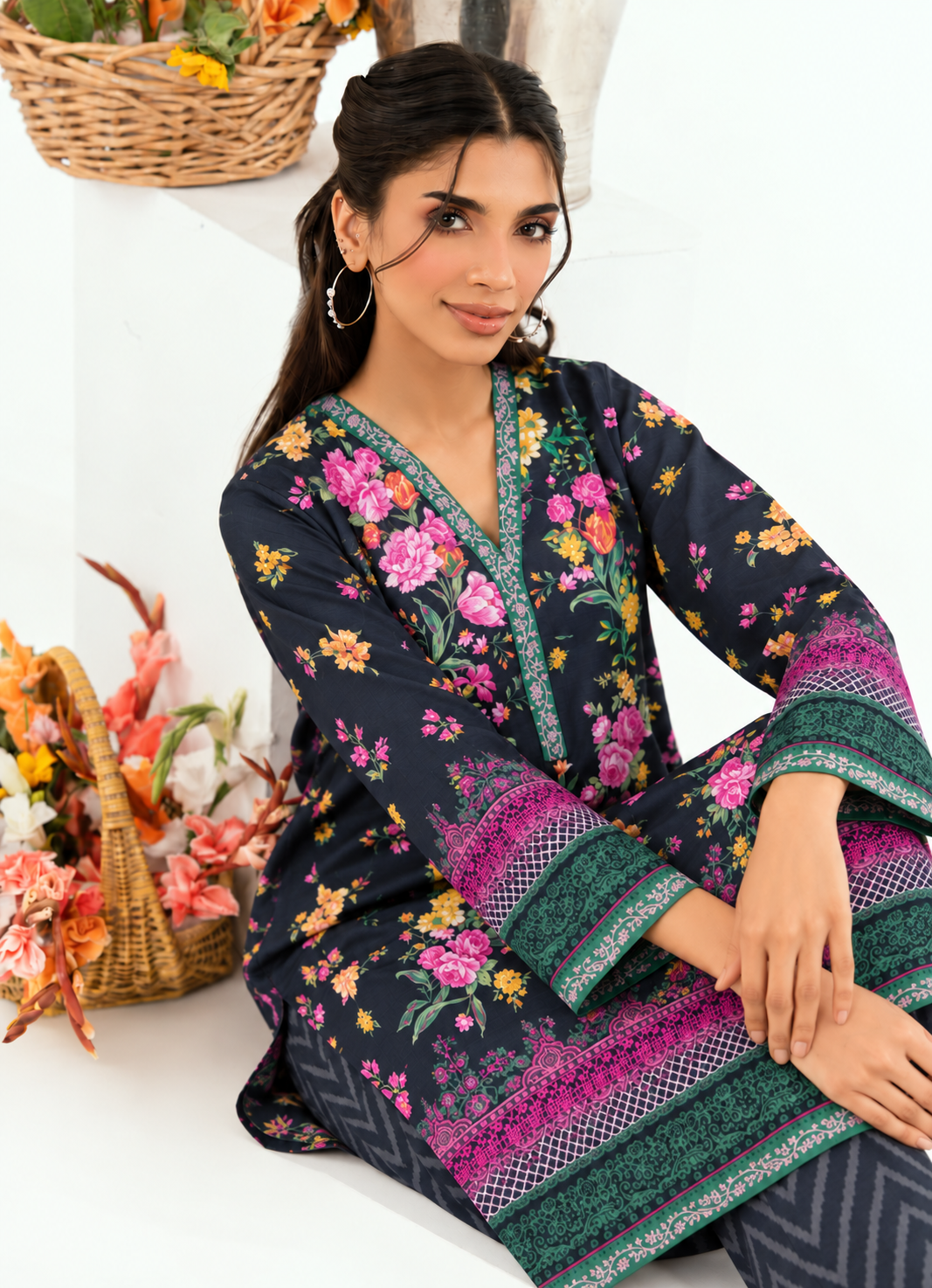 Khaddar Navy Blue Printed 3-Piece Stitched Suit