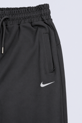 RELAXED FIT PERFORMANCE JOGGER TROUSERS