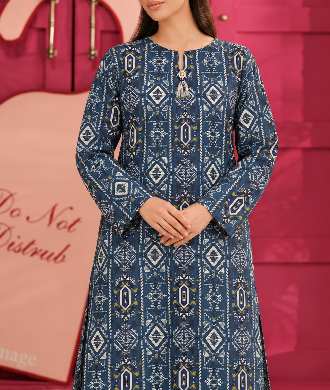 Khaddar Bottle Green Printed 3-Piece Stitched Suit