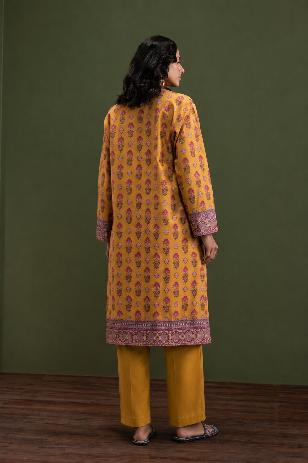 Basic Printed Lawn 3-Pieces Stitched