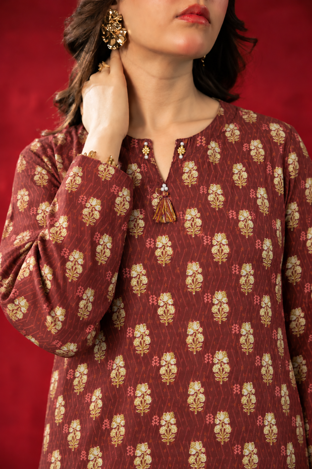 Khaddar Mahroon Printed 3-Piece Stitched Suit