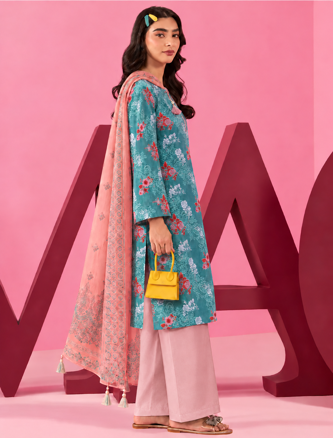 Khaddar Teal Printed 3-Piece Stitched Suit