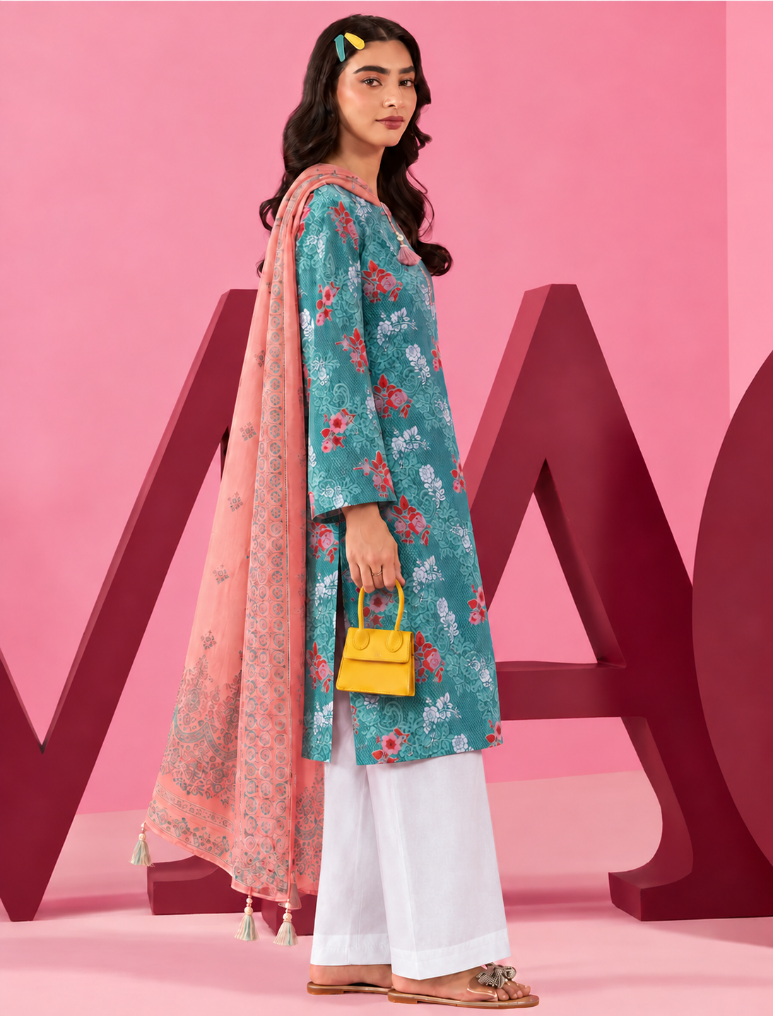 Khaddar Teal Printed 3-Piece Stitched Suit