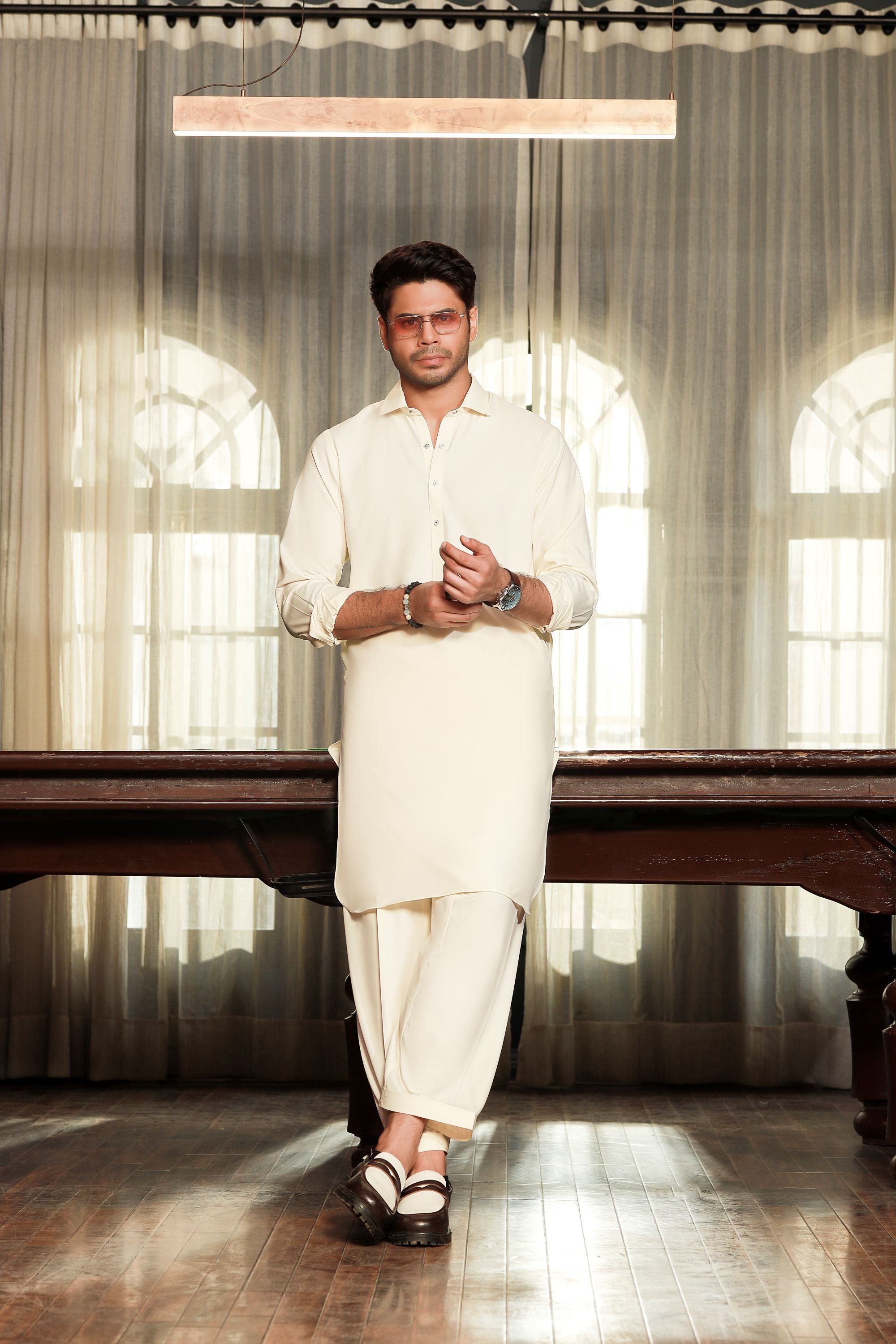 China Boski- Cream Kameez Shalwar