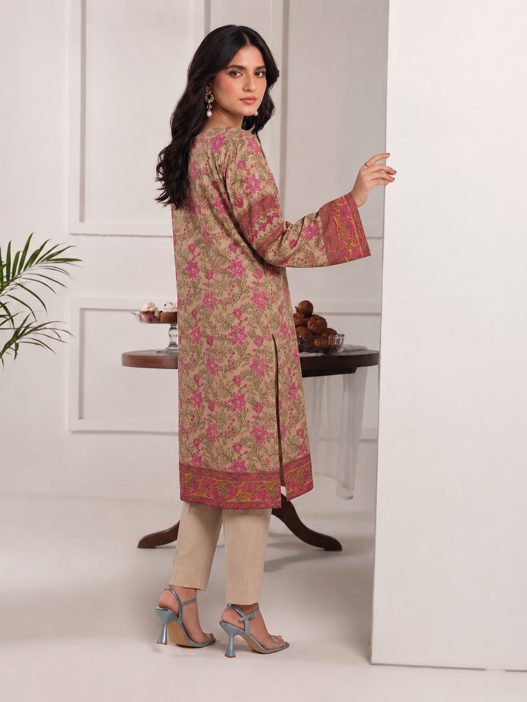 Basic Printed Lawn 3-Pieces Stitched