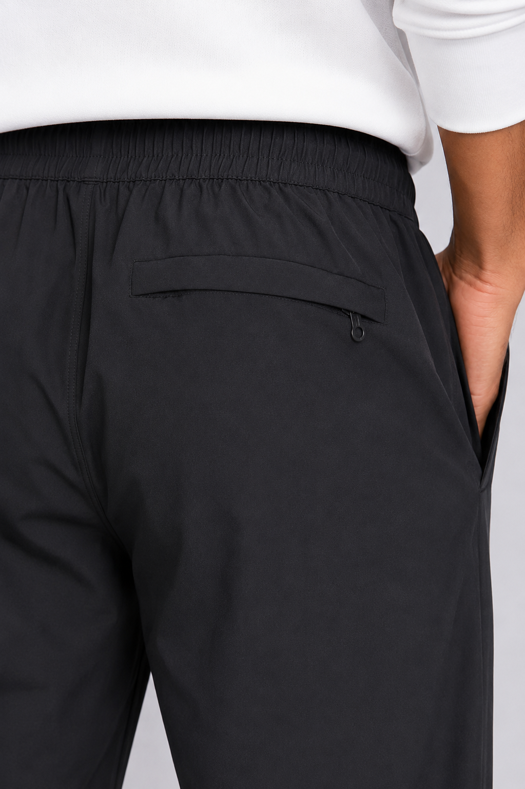 STRAIGHT FIT PERFORMANCE TROUSERS