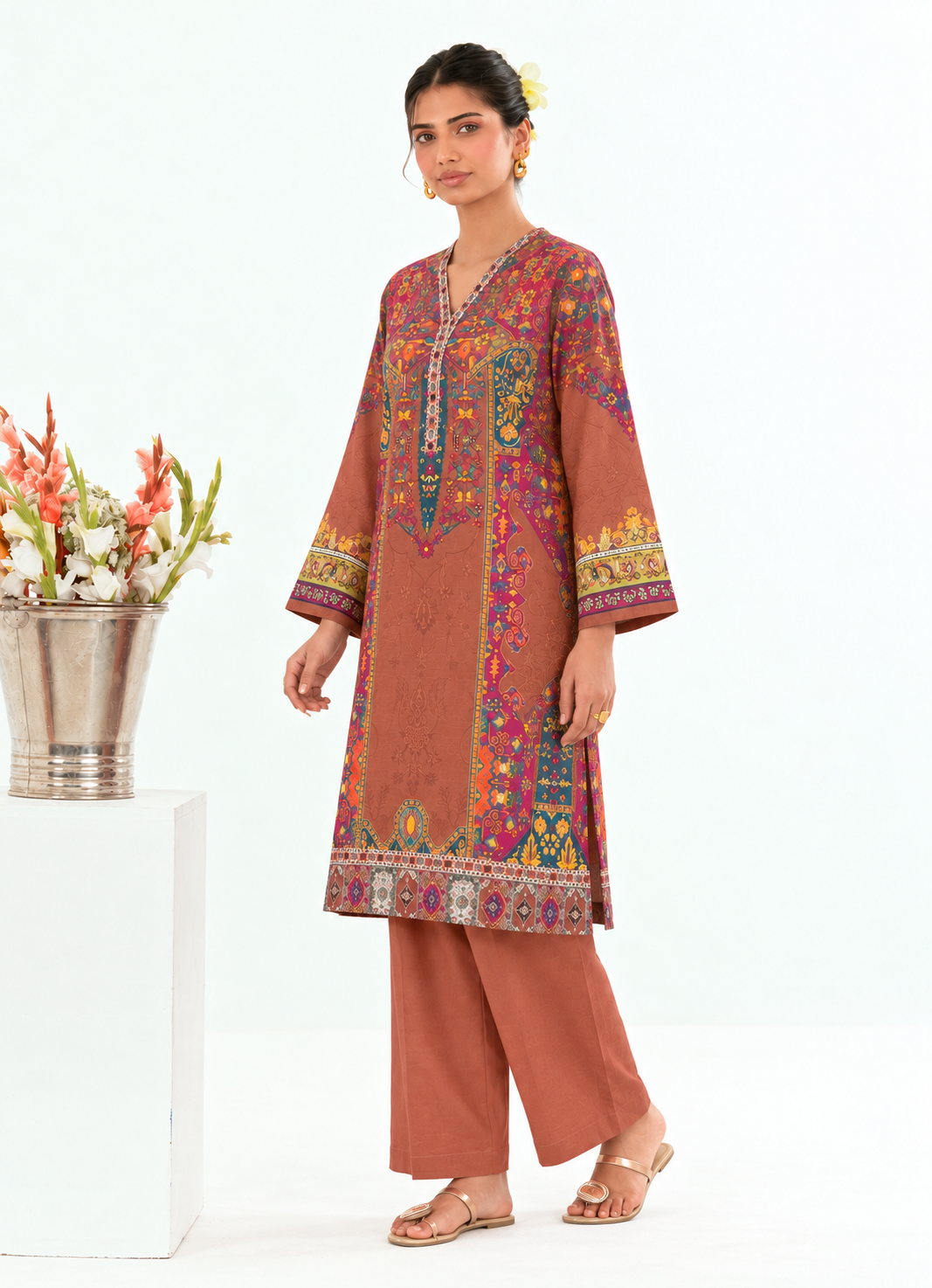 Khaddar Rust Margenta Printed 3-Piece Stitched Suit