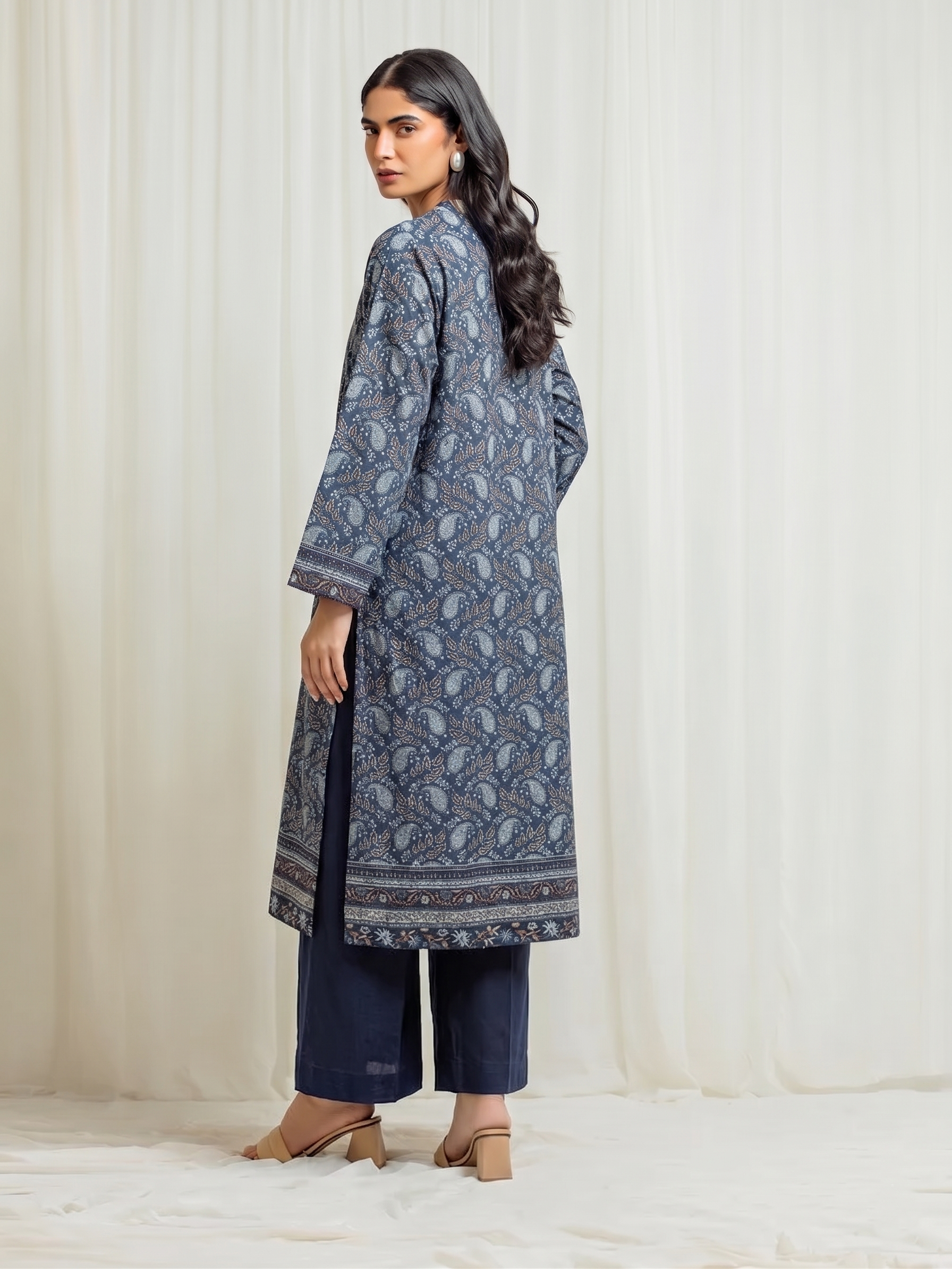 Basic Printed Lawn 3-Pieces Stitched
