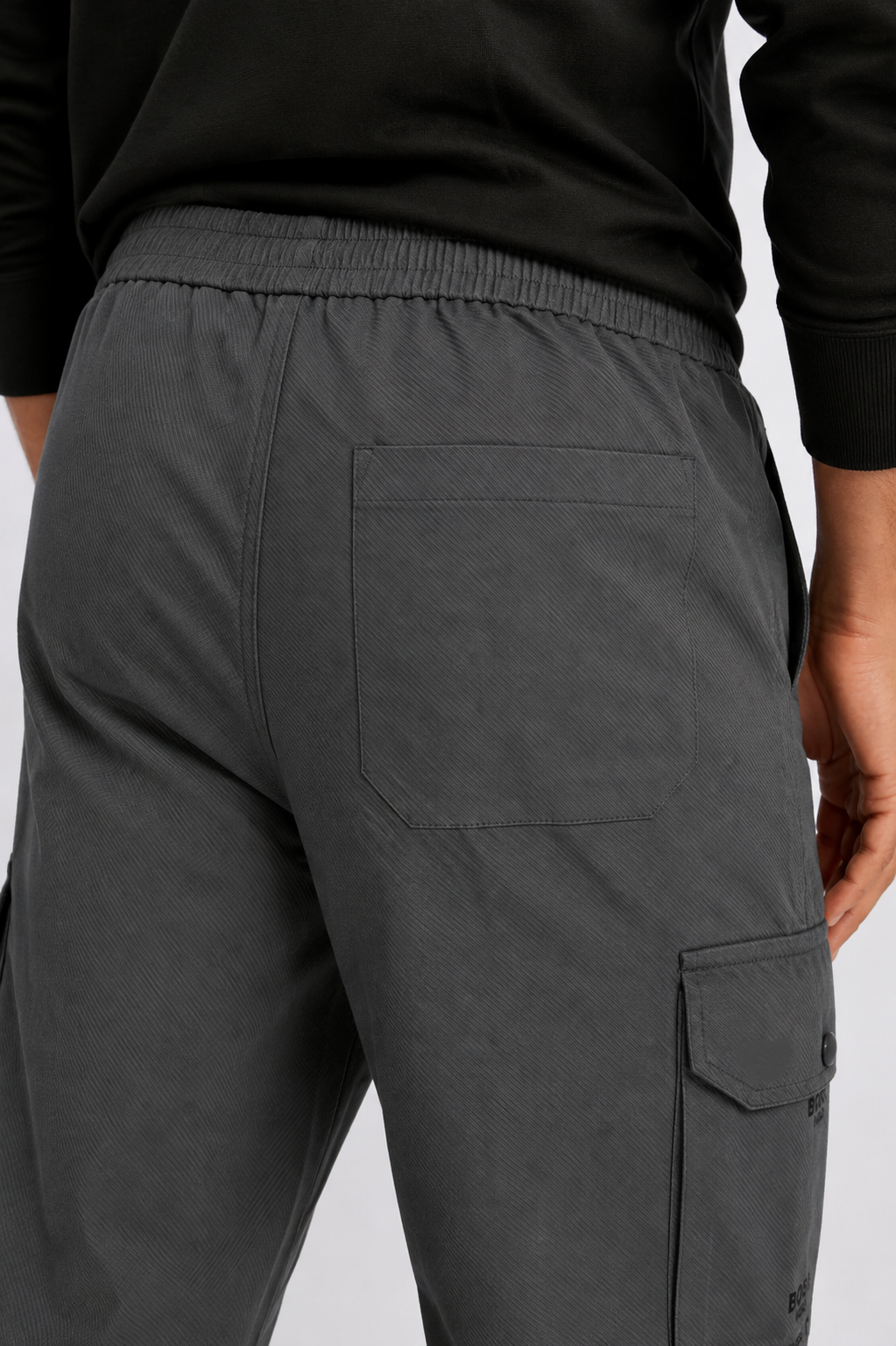 RELAXED FIT CARGO JOGGER TROUSERS