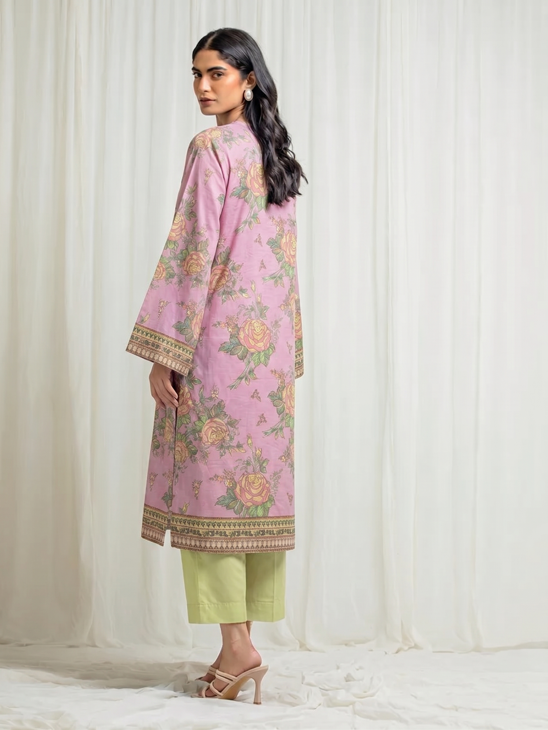 Basic Printed Lawn 3-Pieces Stitched