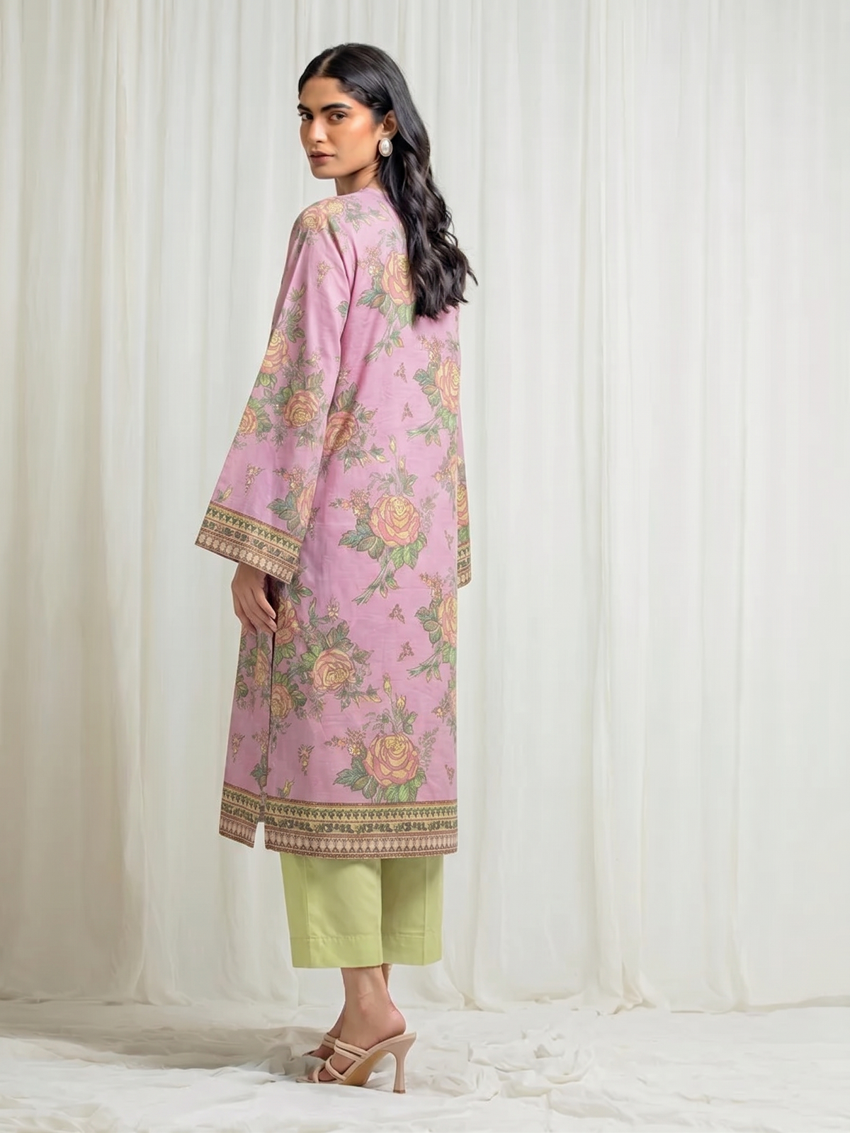 Basic Printed Lawn 3-Pieces Stitched