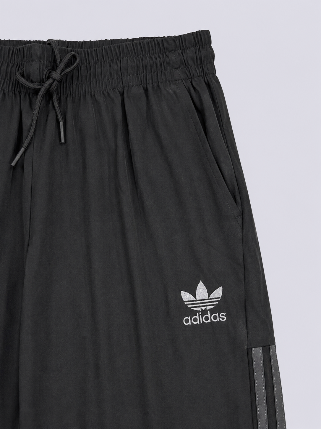 REFLECTIVE STRIPE PERFORMANCE JOGGER TROUSERS