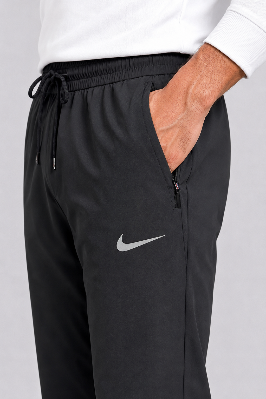 STRAIGHT FIT PERFORMANCE TROUSERS