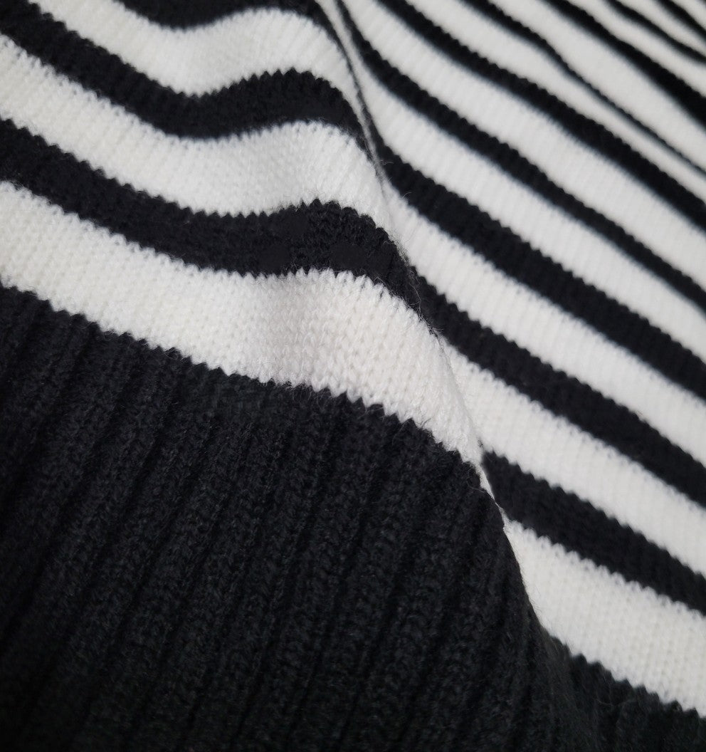 Striped Acrylic Cardigan-Black & White