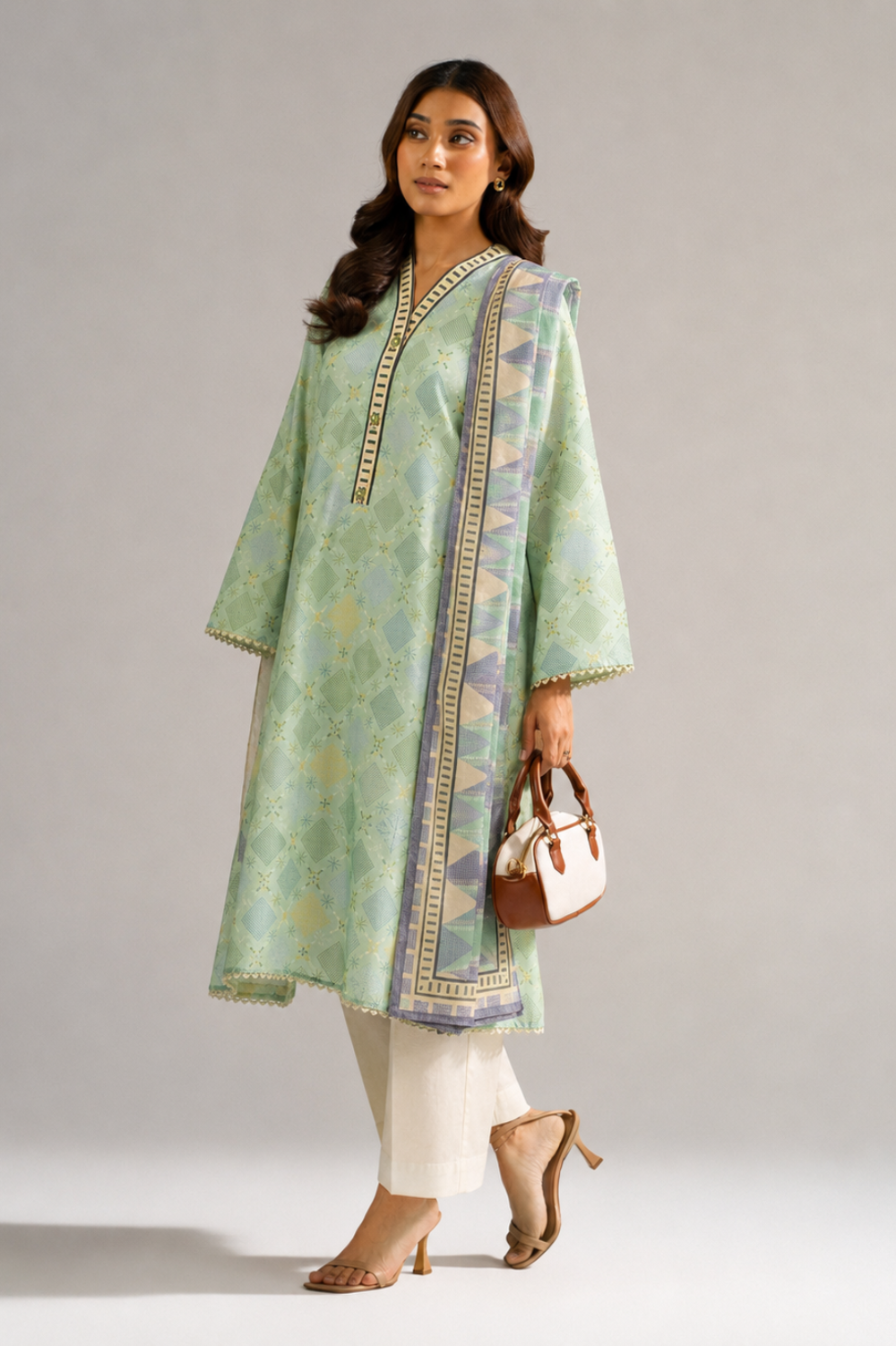Basic Printed Lawn 3-Pieces Stitched