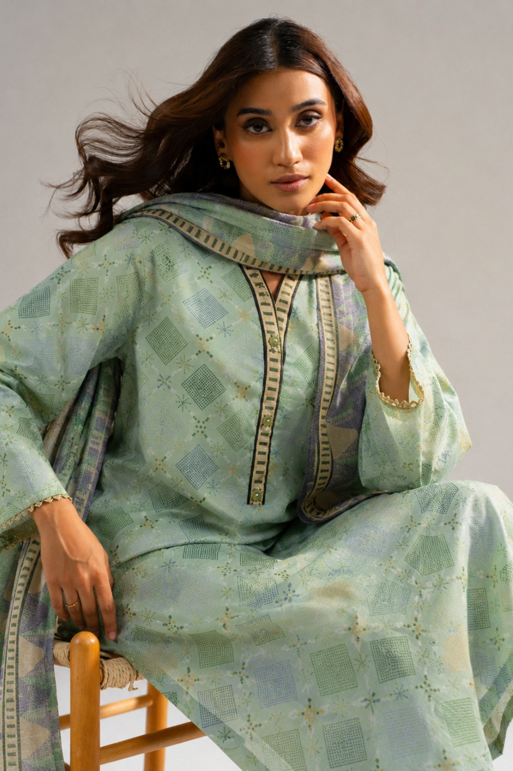 Basic Printed Lawn 3-Pieces Stitched