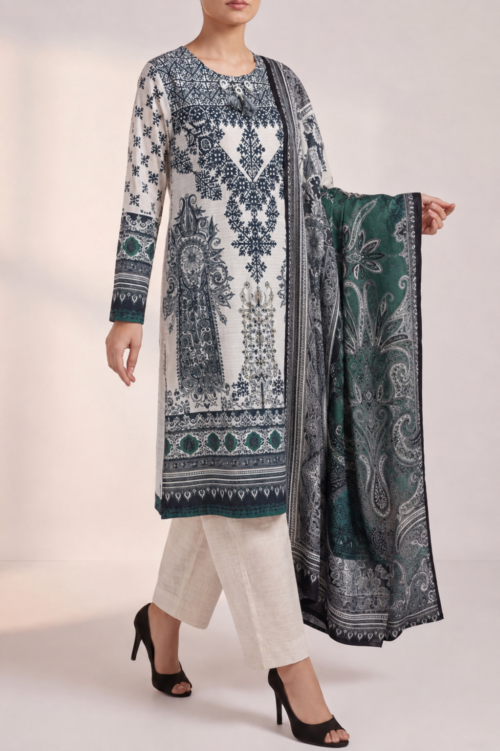 Embroidery Cotton 3-Pieces Stitched