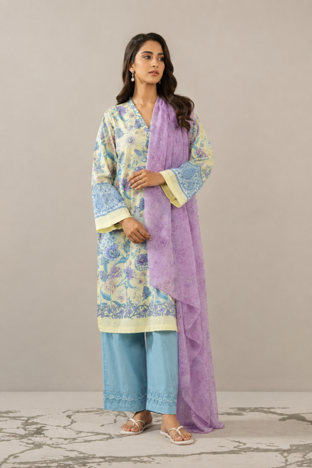 Basic Printed Lawn 3-Pieces Stitched