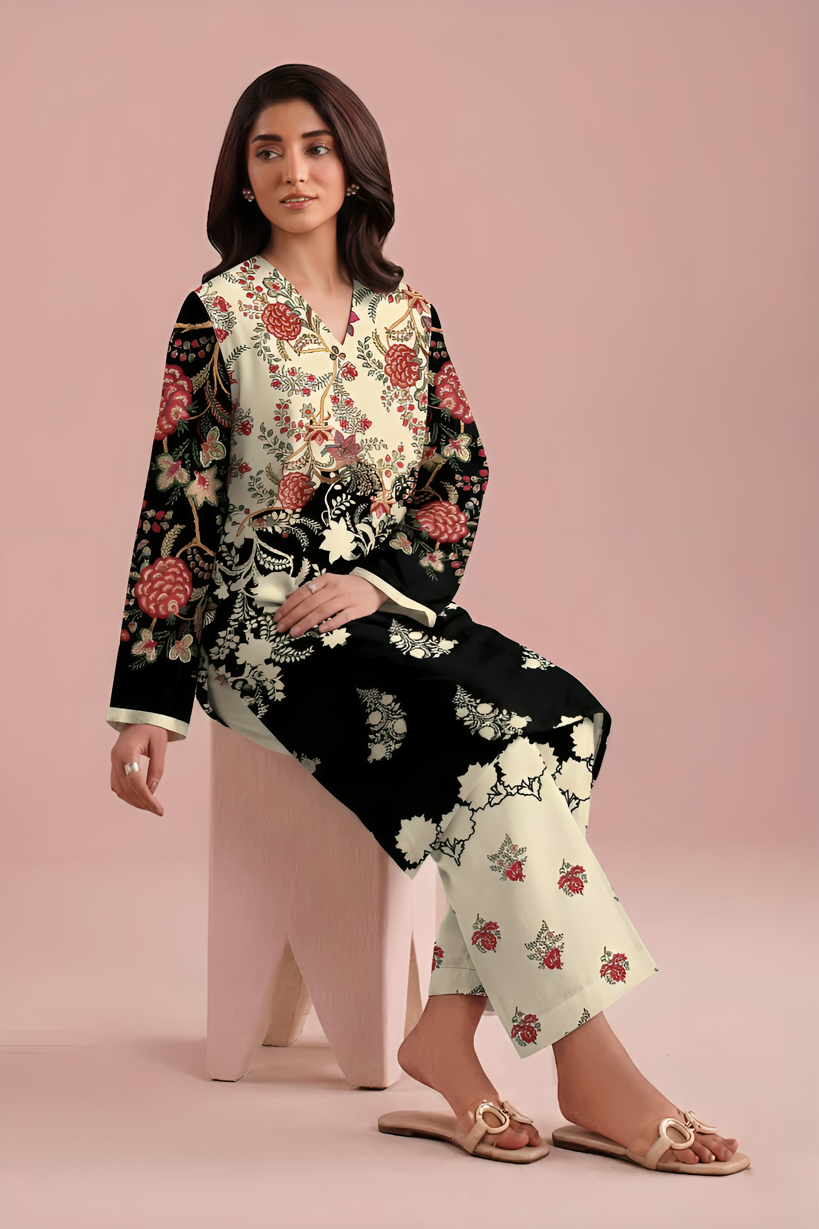 WPLU-04 Printed lawn 2-Pcs Unstitched